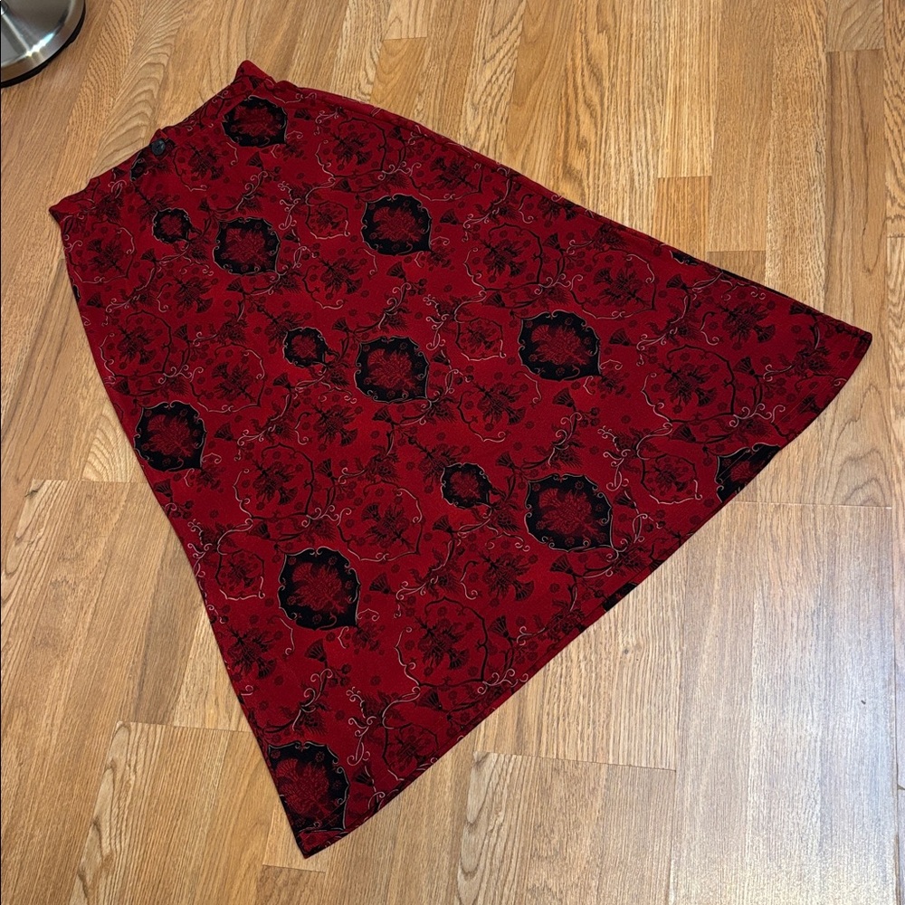 Vintage 1990’s Susan Lawrence red and black top and skirt set. Size S/M. - Picture 11 of 17